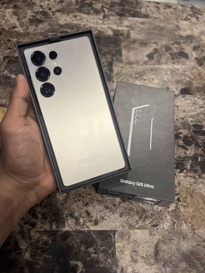 Samsung Galaxy S25 Ultra 256GB Non-PTA (TDRA)