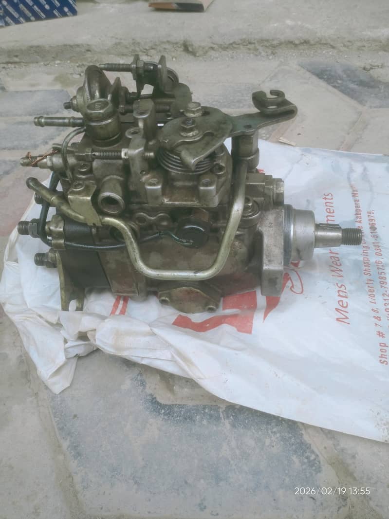 2c Engine Diesel Pump 2