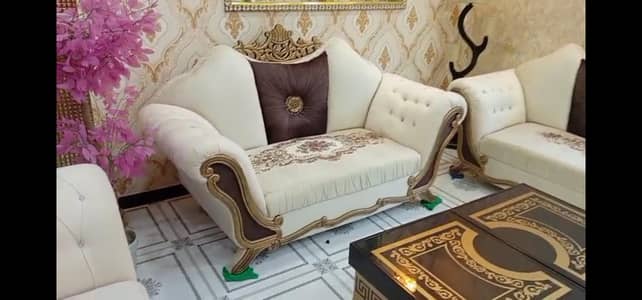 Luxury 6-Seater Sofa Set & Table | Top Quality & Classic Design