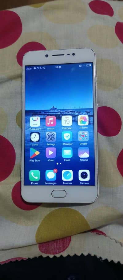 4GBRAM 64GBROM condition 10/9