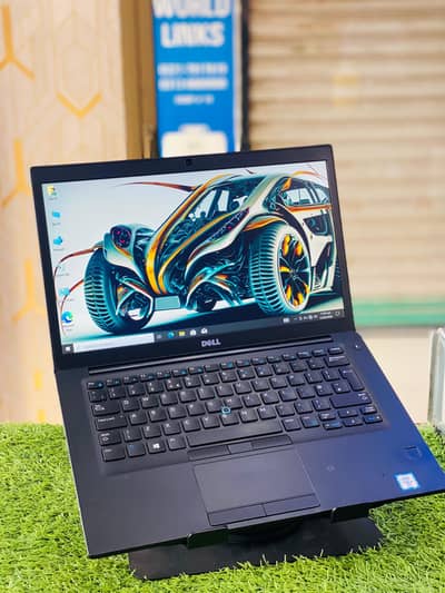 Dell Latitude 7490. core i5 8th Gen. 8/256 GB SSD. 14 inches laptop