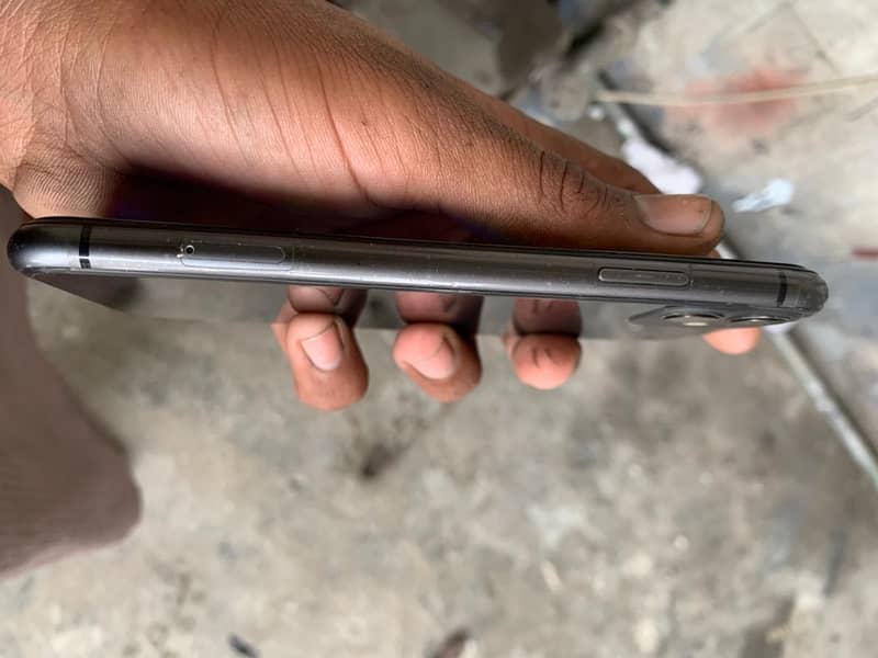 iphone 11 3
