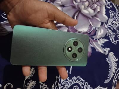 10/10 condition 03226068785 Whatsapp