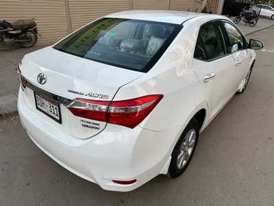 Toyota Corolla Grande 2015 Complete Original 1 Hand