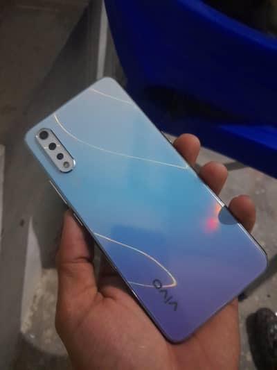 Vivo 4/128 screen finger