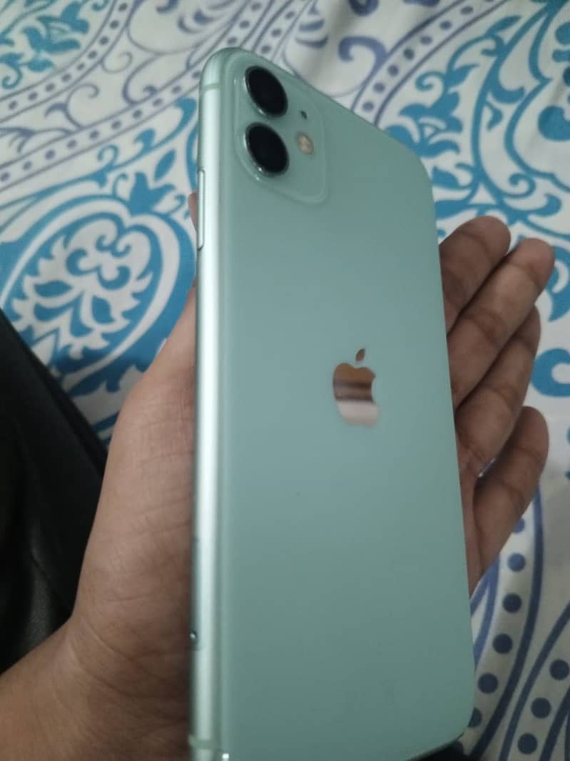 iPhone 11 1