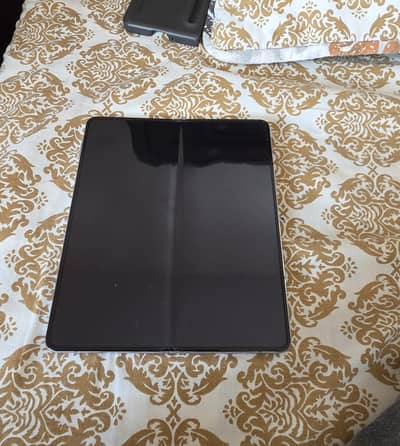 Perfect condition Fold 5