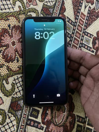 I phone 11 64 GB water pack