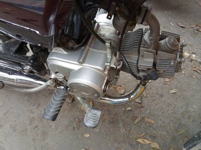 10 by 10  condition all original  arjant for sale