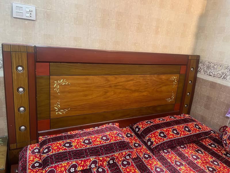 new condition bed 5