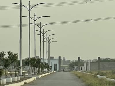 120 yard plot cheap Rate leased for sale also other plots all size available Legal builder sachal sarmast society