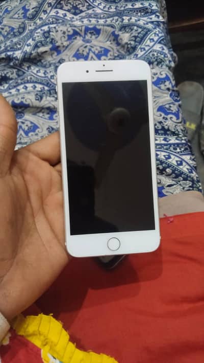 iPhone 7 plus non PTA back camera Karachi hai Baki all ok battery. 100