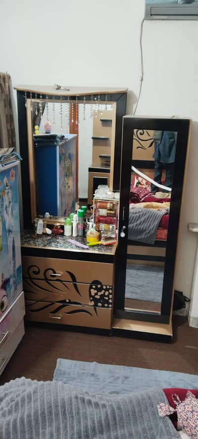 dressing with floor mirror for sale