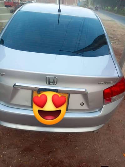 City 2011 manual almost genuine for sale