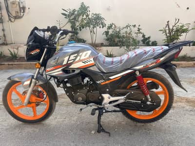 CB150F SILVER SPECIAL EDITION 2025 MODEL UNREGISTER