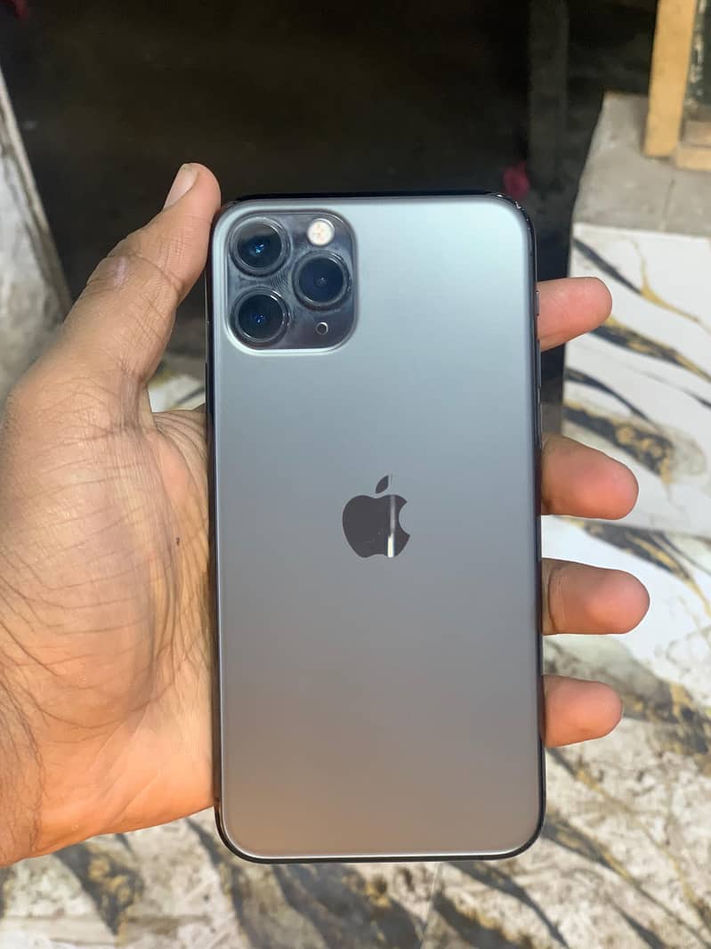 iphone 11 pro 3