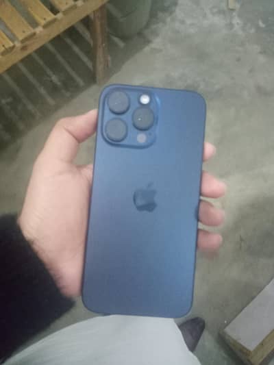 iphone 15 pro max  read add