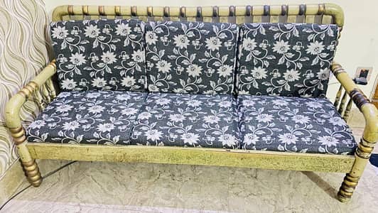Old style wooden Sofa Set