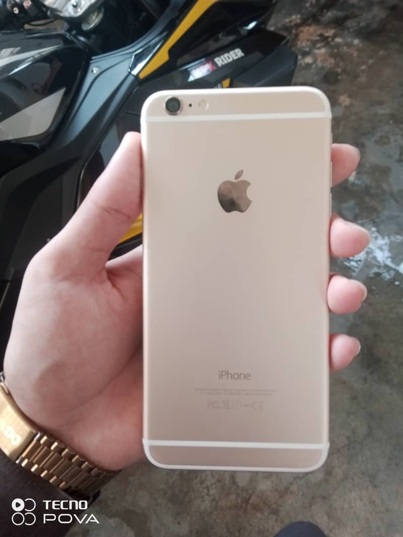 Apple iPhone 6 Plus 2