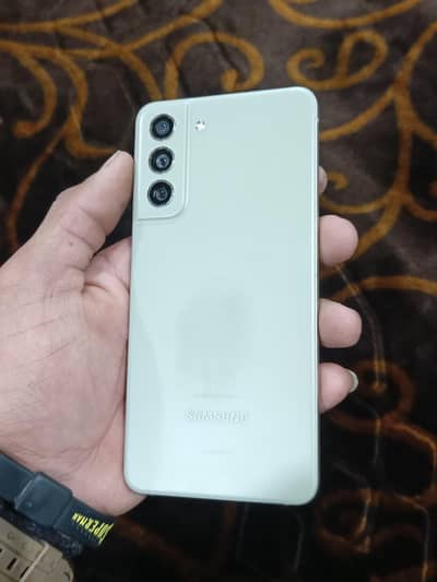 Samsung s21 FE Urgent sale 03027137776