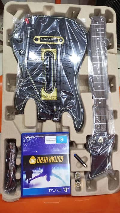 Guitar hero live for PS4 / PS4 games in Pakistan