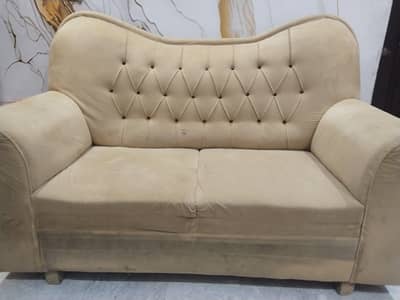 Comfortable 6 seter Velvet Sofa Set (3+2+1) Excellent Condition