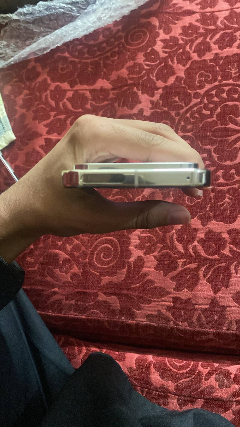 google pixel 9 pro 4