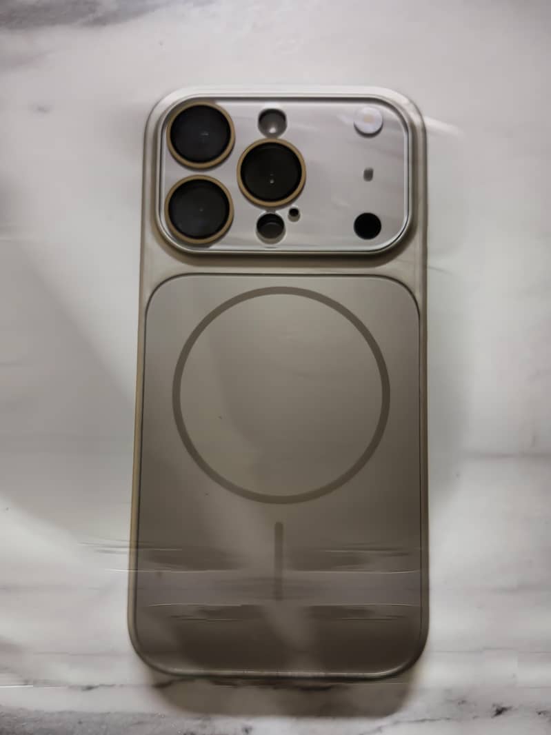 iPhone 15 Pro 0