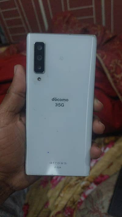 docomo Arrow f52 A 10/10 condition 8/ 128 with charger PTA approved