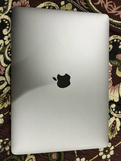 Macbook Pro 2017 / i5 - 8/512