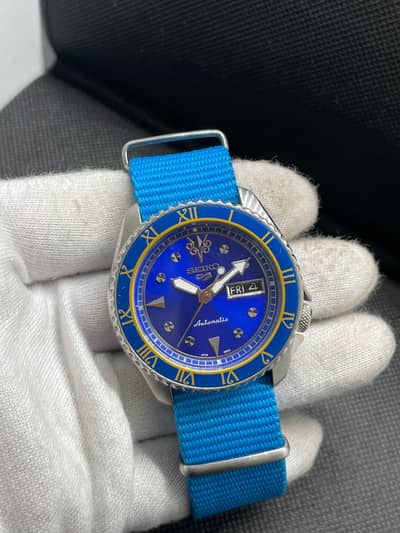 Seiko 5 Special Edition Street Fighter V ( CHUN-Li)
