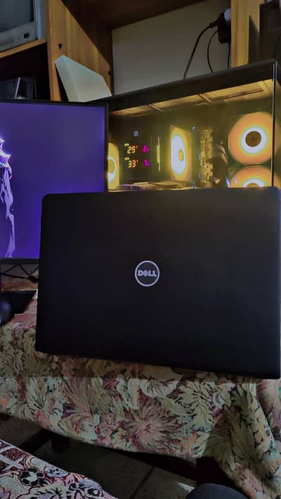 Dell i7 7th Generation  256 NVM2 + 512 HDD procesor  2.90 & 2.70 GHz