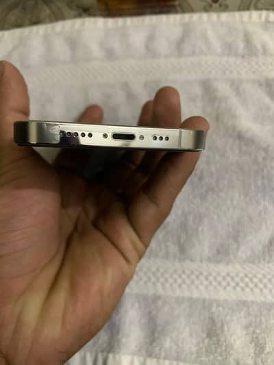 iPhone 13 pro Mercantile