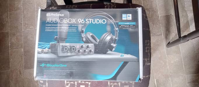 presonus Audiobox 96 with all studios accessories