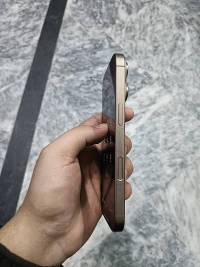 IPHONE 16 PRO FACTORY UNLOCKED 128GB