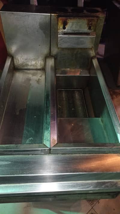 14 liter friyer for sale lahore ka bana howa hai
