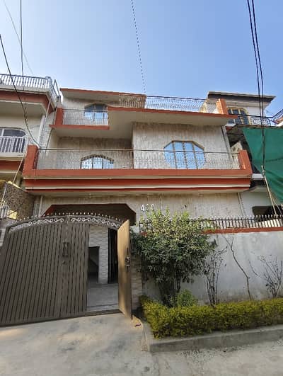 I-10/1 size 4 Marla double story house for sale location Islamabad near Markaz Invester price