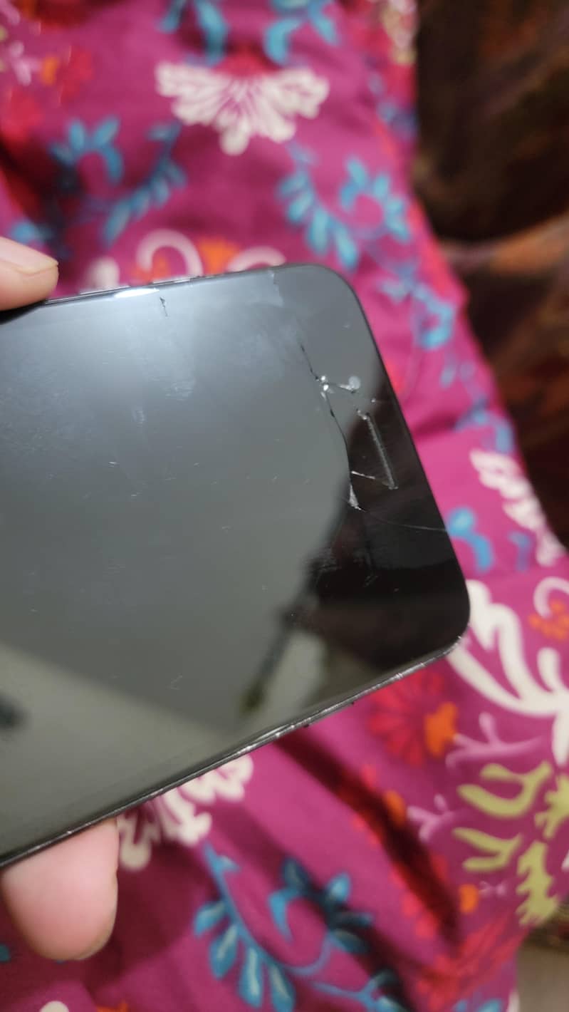 Iphone 7 plus 128 GB pta approved 7