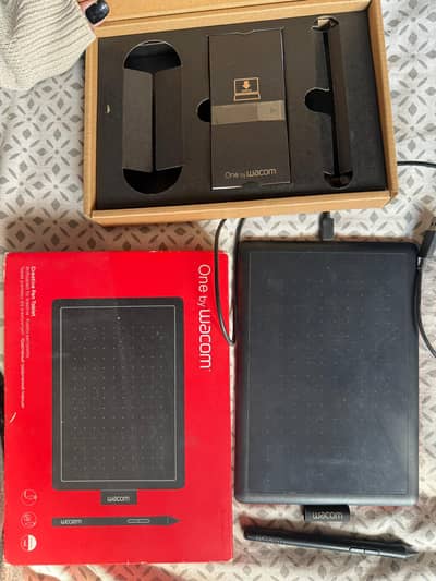 Wacom Pen Tablet - Like New (8 Months Used)