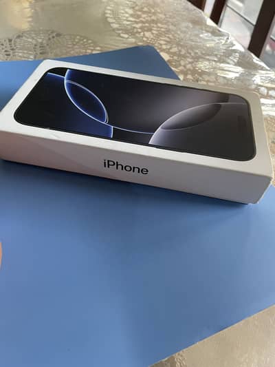 iPhone 16 Pro Max, Black Titanium, 256GB