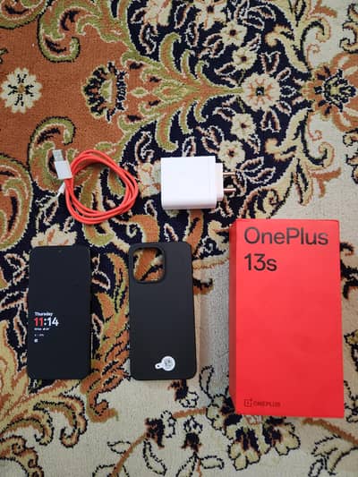 OnePlus 13s Black 12GB 256GB Brand New, 2 Weeks Used Only