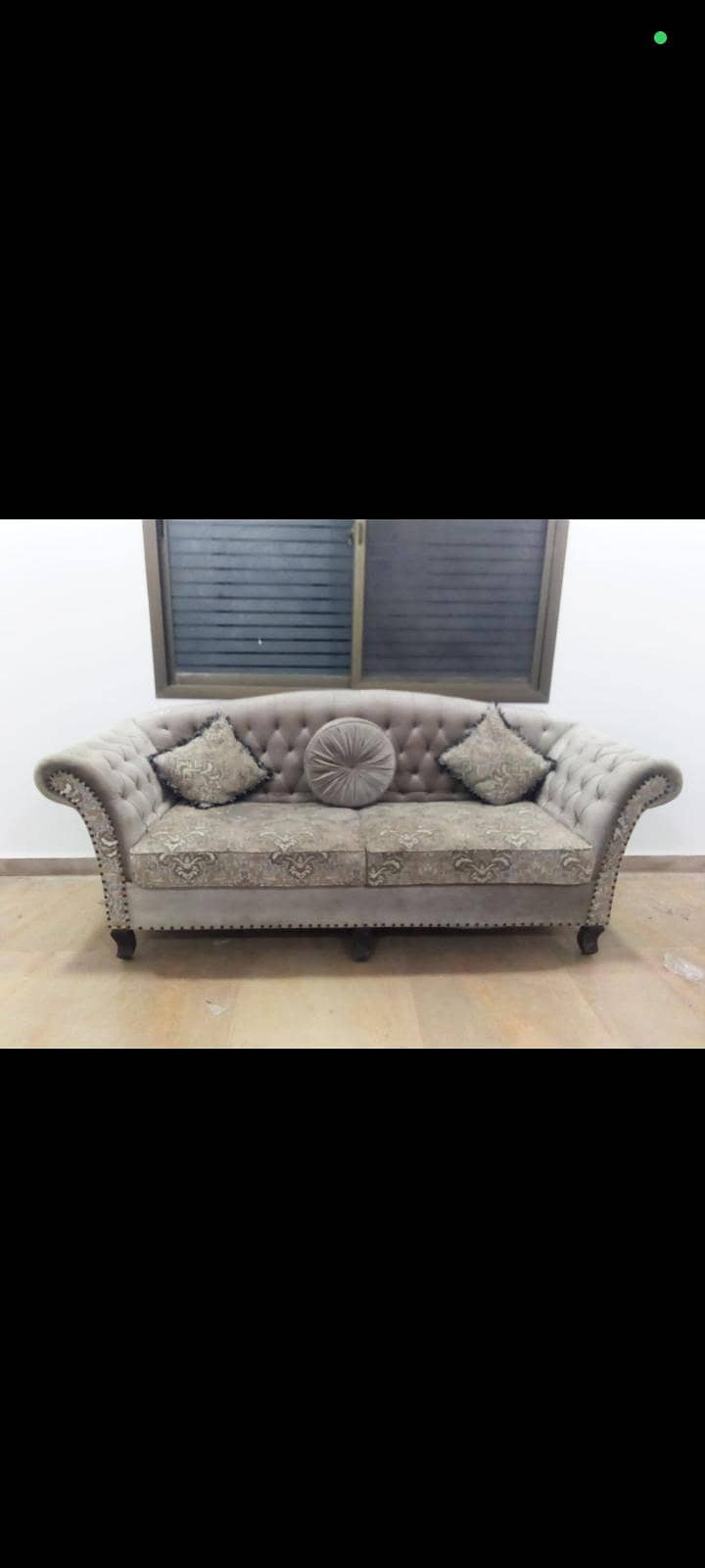 sofa good condition 1