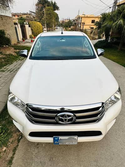 Toyota Hilux Revo G Automatic 2.8 Diesel Total Genuine  own name