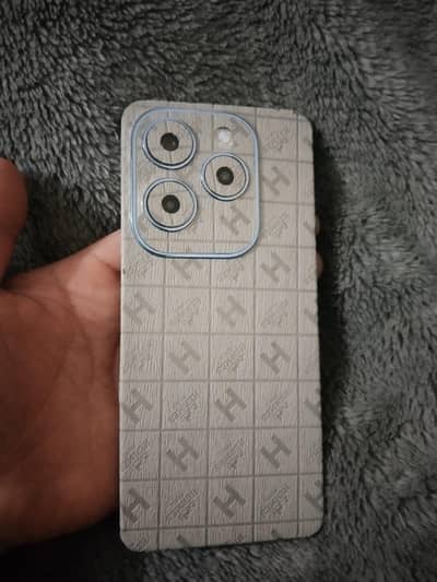 Infinix hot 40 8+8 256