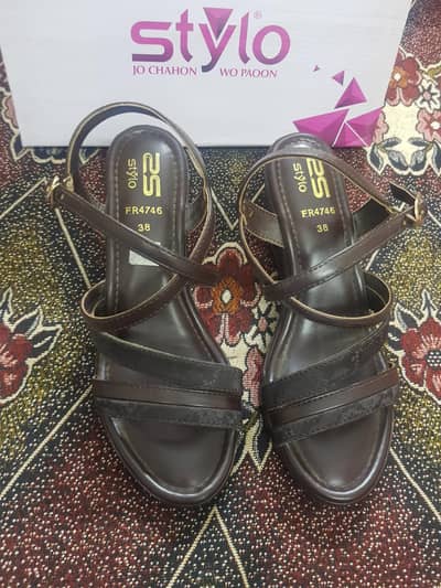 comfortable stylo shoe