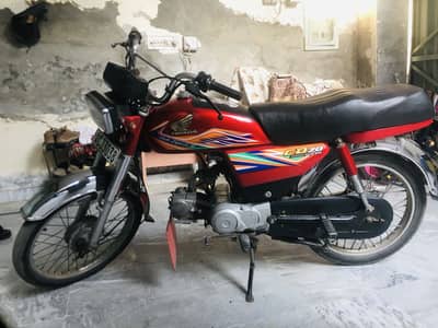 Cd 70 for sell new condition 03025987275