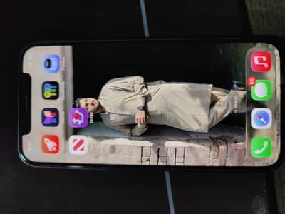 Apple iphone 12 64gb.