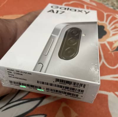 Samsung A17 6/128 official company pack