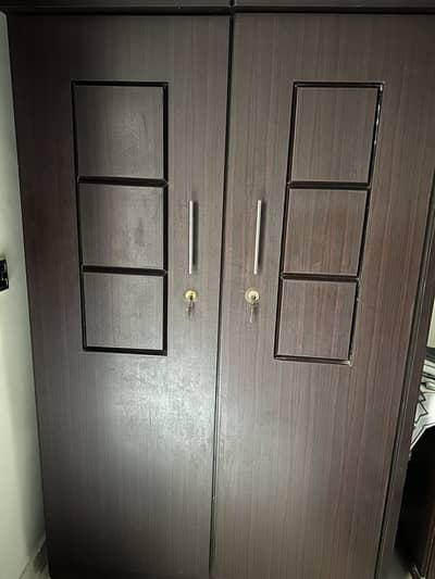 2 door cupboard wardrobe