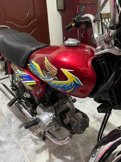 HONDA CD 70cc red